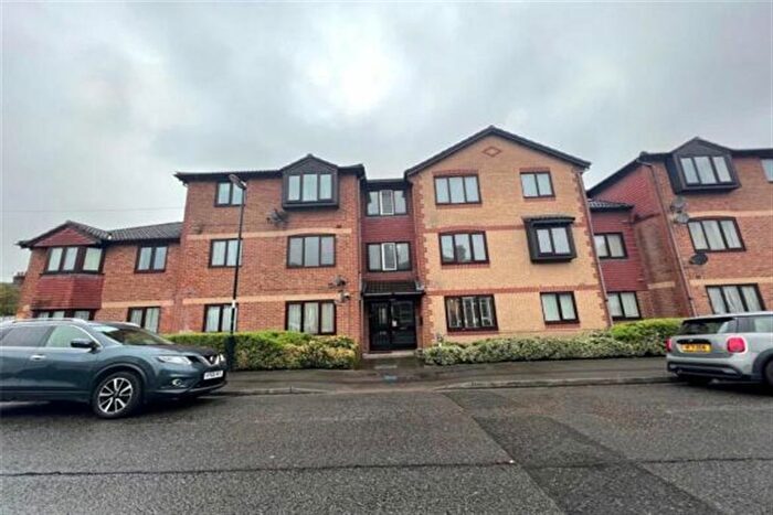 1 Bedroom Flat To Rent In Whitworth Court, Bitterne, SO18