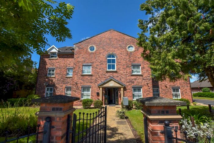 2 Bedroom Apartment To Rent In Eastham Rake, Wirral, CH62