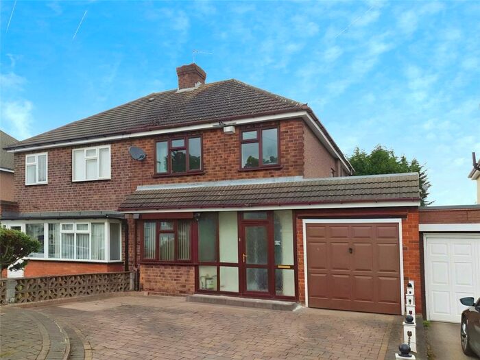 3 Bedroom Semi-Detached House To Rent In Mill Lane, Wednesfield, Wolverhampton, West Midlands, WV11