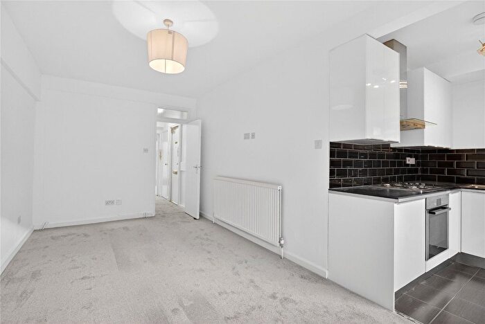 1 Bedroom Flat For Sale In Little Portland Street, London, W1W