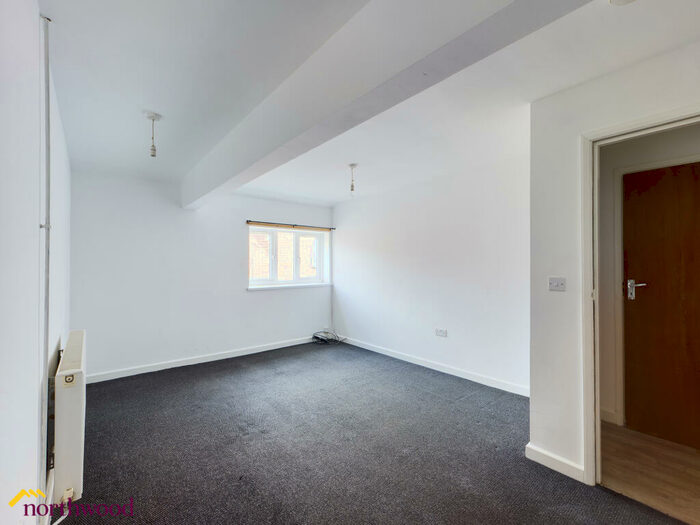 1 Bedroom Flat To Rent In South Street, Banbury, OX16