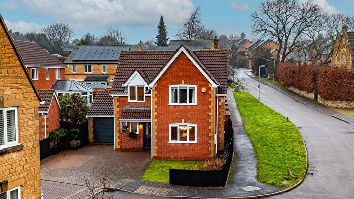 4 Bedroom Detached House For Sale In Abraham Close, Great Gonerby, Grantham, NG31