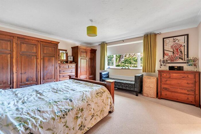 4 Bedroom Detached House For Sale In Sheldon, EX14