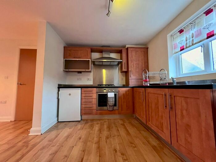 2 Bedroom Flat To Rent In Alden Close, Standish, Wigan, WN1