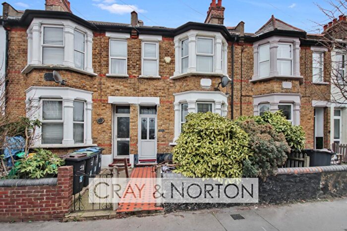 4 Bedroom Terraced House For Sale In Blackhorse Lane, Croydon, CR0