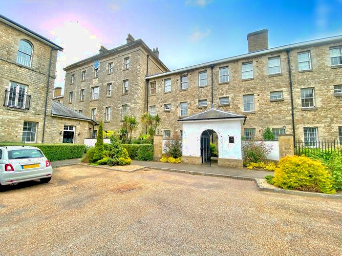 2 Bedroom Flat To Rent In St. Andrews Park, Tarragon Road, Maidstone, ME16