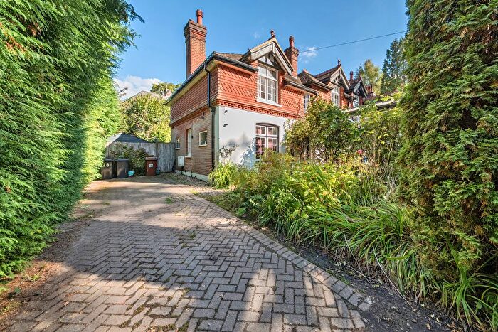 5 Bedroom Semi-Detached House To Rent In Manor Park, Tunbridge Wells, Kent, TN4