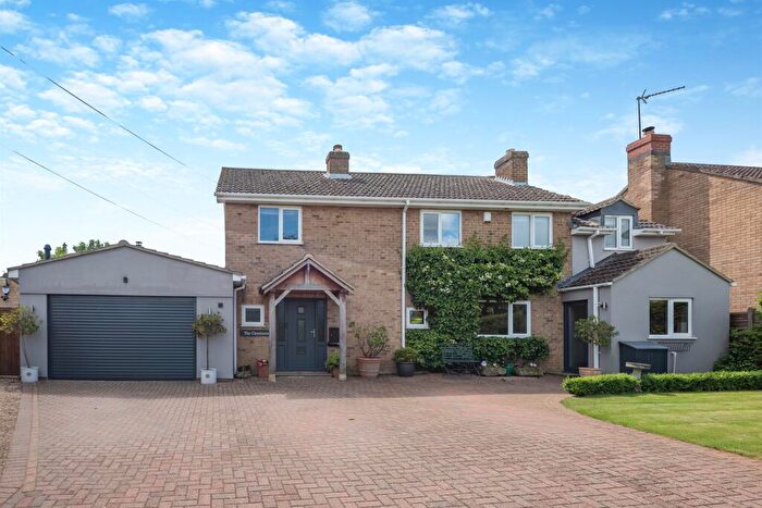 4 Bedroom Detached House For Sale In Main Street, Careby, Stamford, PE9