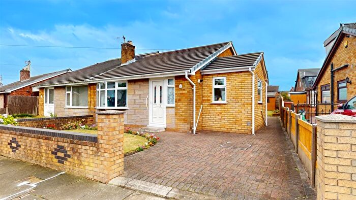 2 Bedroom Semi-Detached Bungalow For Sale In Woolacombe Avenue, Sutton Leach, St Helens, WA9