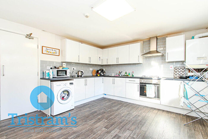 1 Bedroom Apartment To Rent In Denison Street, Radford, NG7