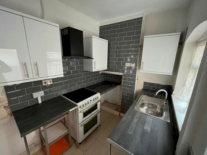 2 Bedroom End Of Terrace House To Rent In Crowther Street, Wolverhampton WV10