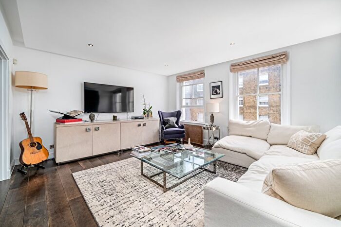 3 Bedroom Flat To Rent In - Chester Street, Belgravia, London, SW1X