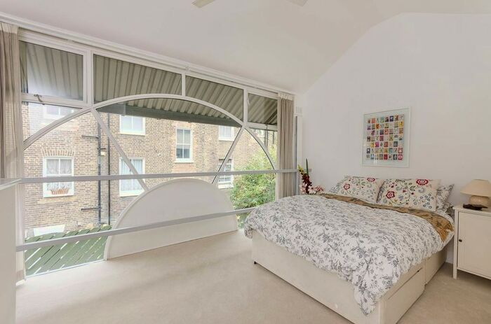 2 Bedroom Property To Rent In Tadema Road, Chelsea, London, SW10