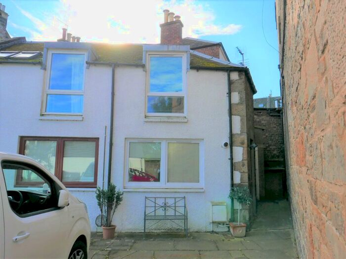 1 Bedroom End Of Terrace House To Rent In Raeburn Mews, Edinburgh, EH4