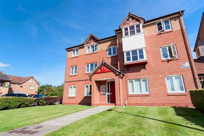 2 Bedroom Flat To Rent In Flaxdale Court, Lowdale Close, Hull, HU5