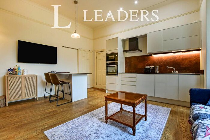 1 Bedroom Apartment To Rent In Clifton Avenue, M14