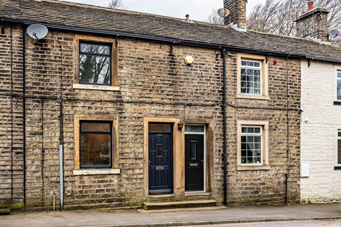 2 Bedroom Terraced House For Sale In Oldham Road, Rishworth, Sowerby Bridge, HX6