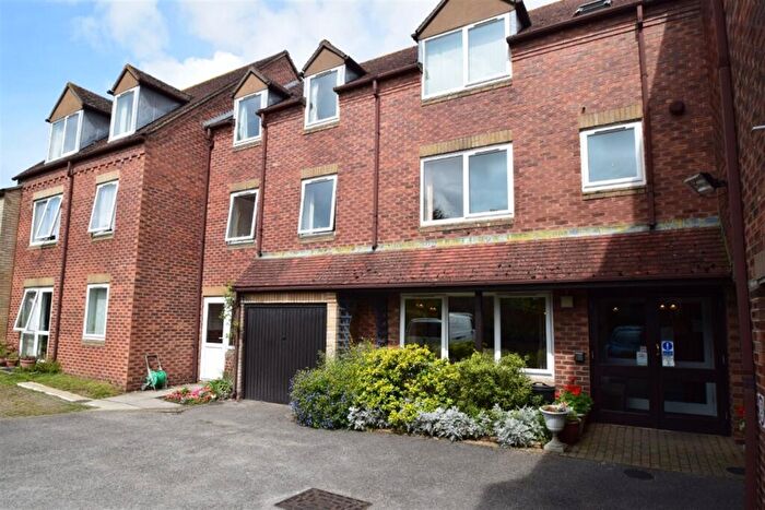 1 Bedroom Retirement Property For Sale In Wareham, BH20