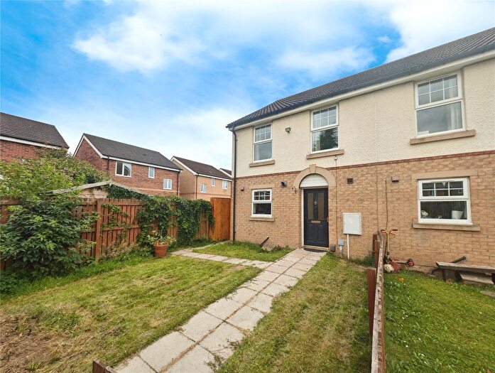 3 Bedroom End Of Terrace House To Rent In Richmond Way, Darlington, DL1