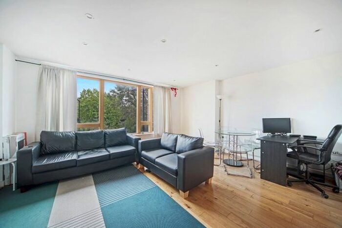 2 Bedroom Flat To Rent In York Way, Islington, N7