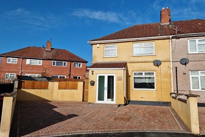 3 Bedroom Property To Rent In Hottom Gardens, Horfield, Bristol, BS7