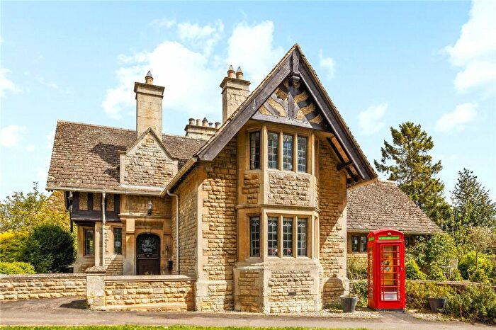 3 Bedroom Semi-Detached House For Sale In Ketton Road, Hambleton, Oakham, Rutland, LE15