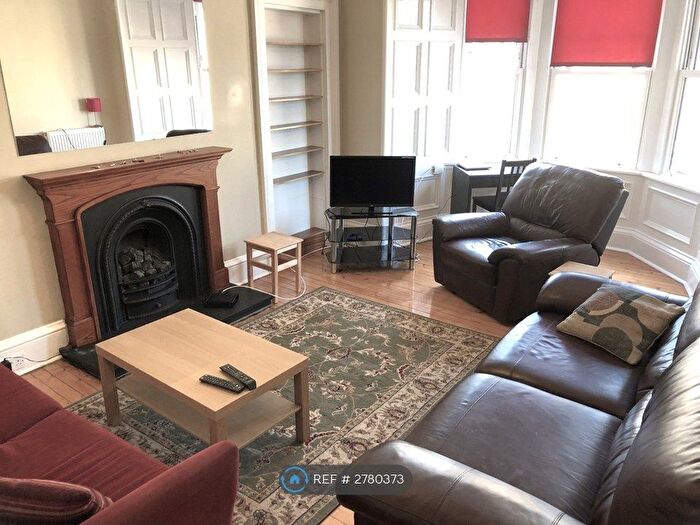 5 Bedroom Flat To Rent In Polwarth Crescent, Edinburgh, EH11