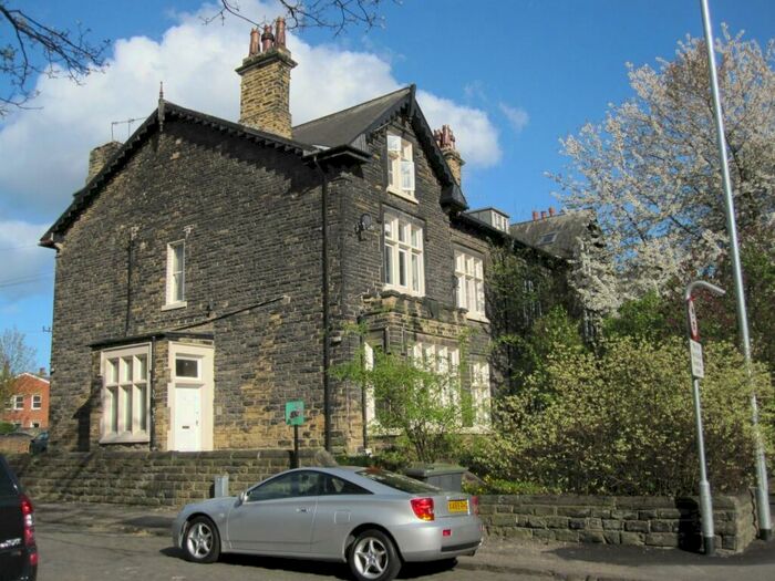 Flat To Rent In Cardigan Road, Headingley, Leeds, LS6