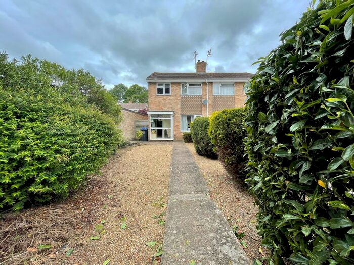 3 Bedroom End Of Terrace House To Rent In Coleridge Crescent, Goring-by-Sea, Worthing, BN12