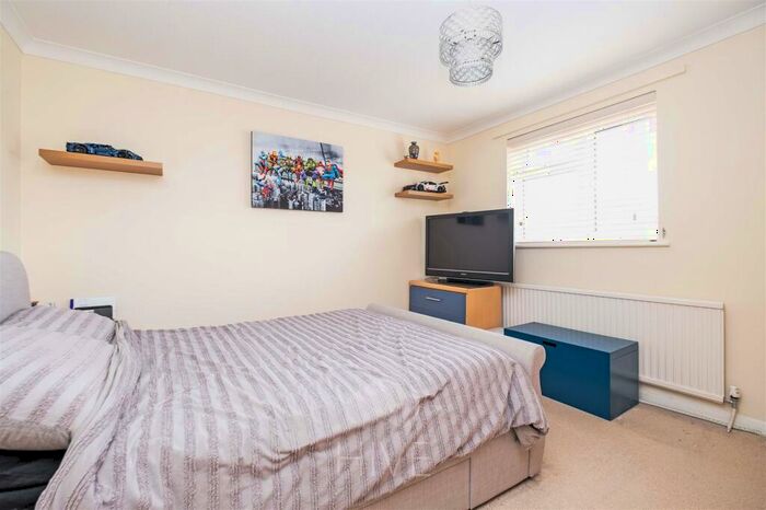 3 Bedroom Terraced House For Sale In Heather Close, Throop, Bournemouth, BH8