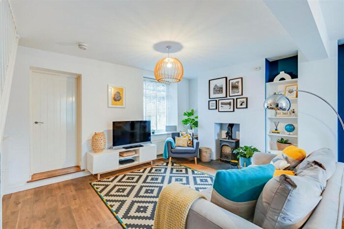 2 Bedroom Cottage For Sale In Pantmawr Road, Whitchurch, Cardiff, CF14