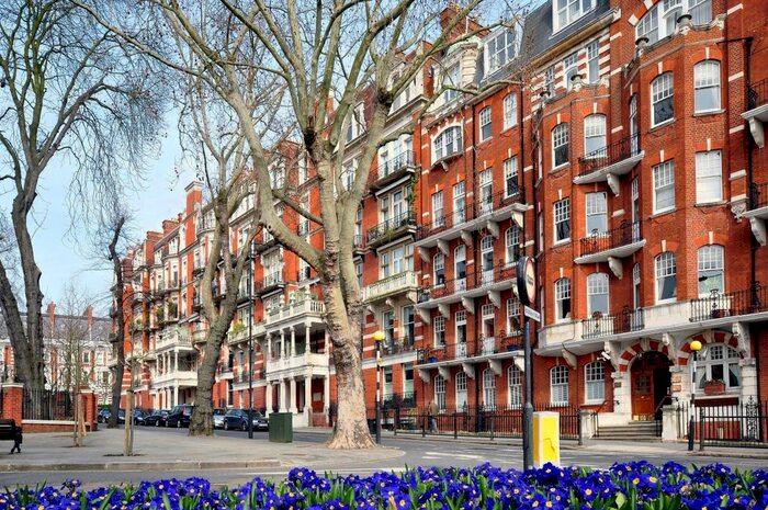 4 Bedroom Flat To Rent In Campden Hill Road, London, W8