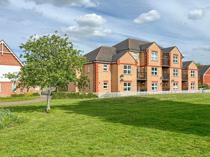 2 Bedroom Flat For Sale In College Fields, Woodhead Drive, Cambridge, CB4