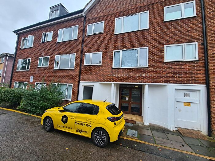 1 Bedroom Flat To Rent In Finchley Lodge, Gainsborough Road, N12