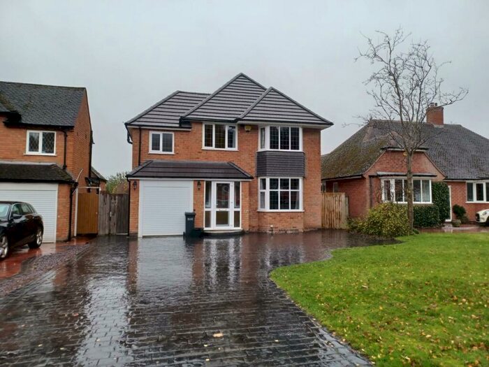 4 Bedroom House To Rent In Links Drive, Solihull, B91