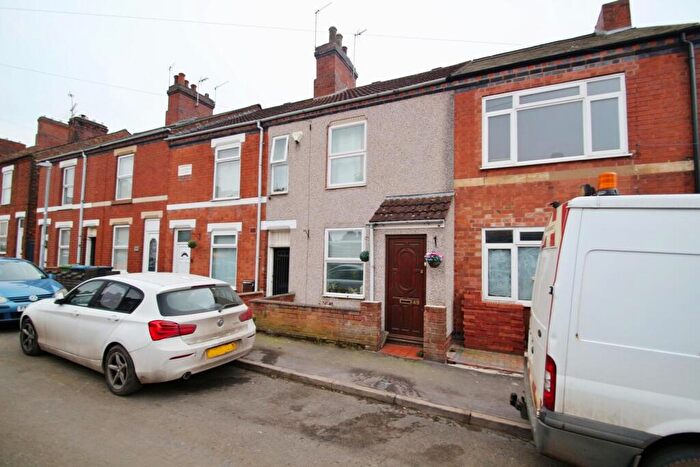 2 Bedroom Terraced House To Rent In Newland Street, Rugby, Warwickshire, CV22