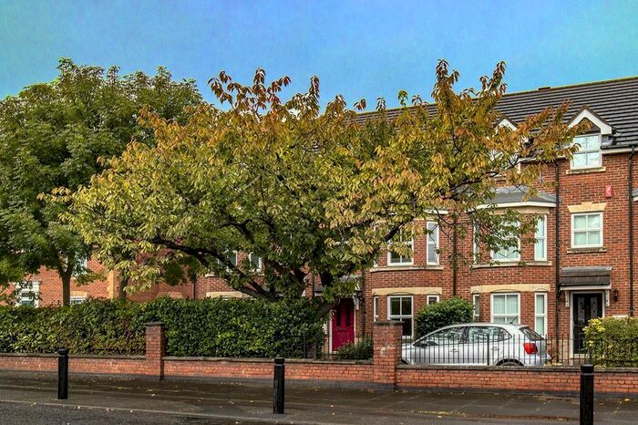 3 Bedroom Property To Rent In Broadway West, Gosforth, Newcastle Upon Tyne, NE3