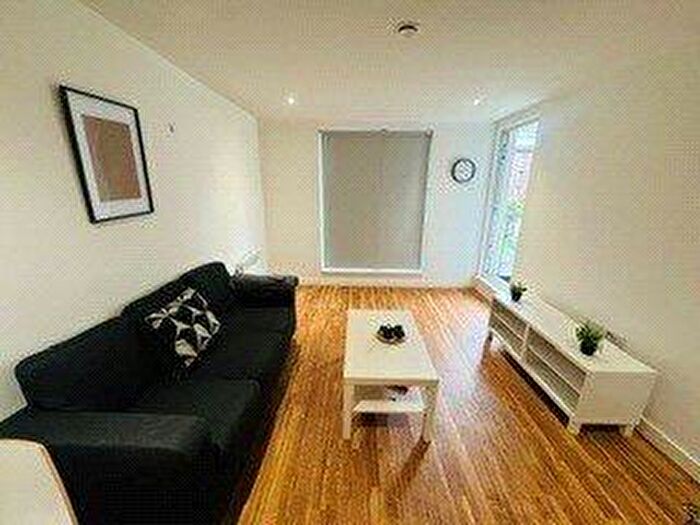 2 Bedroom Flat To Rent In The Exchange, Elmira Way, Salford, Greater Manchester, M5