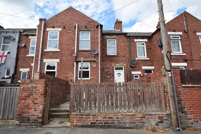 3 Bedroom Terraced House To Rent In Third Street, Stanley, DH9