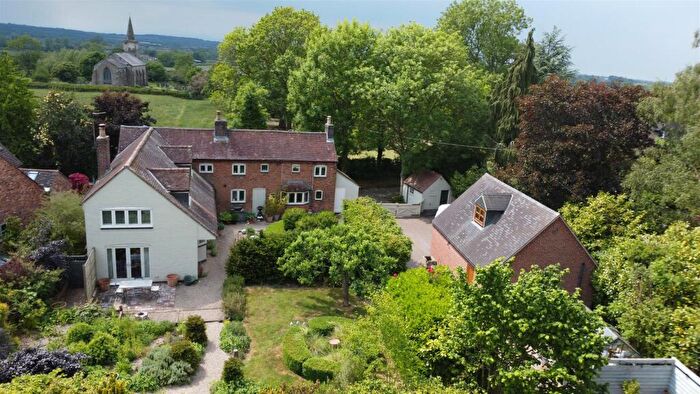5 Bedroom Detached House For Sale In Ormes Lane, Ratcliffe Culey, CV9