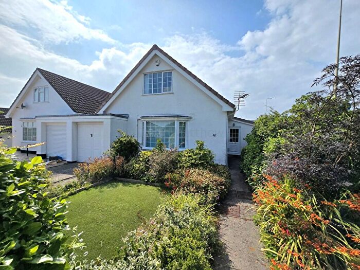 3 Bedroom Detached Bungalow For Sale In Gwaun Coed, Brackla, CF31