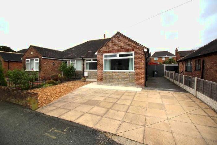2 Bedroom Bungalow To Rent In The Dell, Upholland, Skelmersdale, WN8