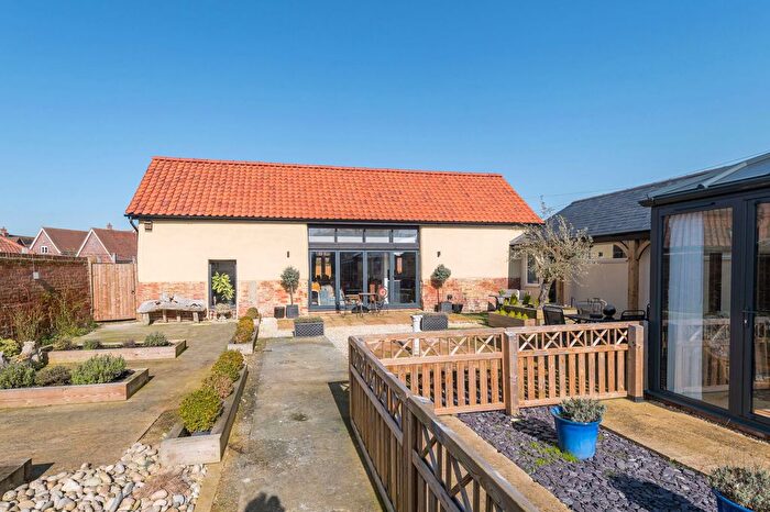 3 Bedroom Barn Conversion For Sale In Goal Farm Barn, Nedging Tye, Suffolk, IP7