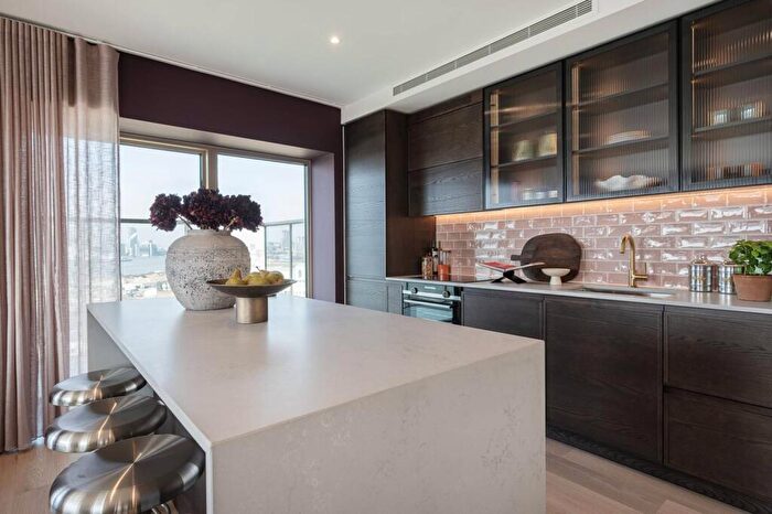 2 Bedroom Flat For Sale In Riverscape, Royal Docks, E16