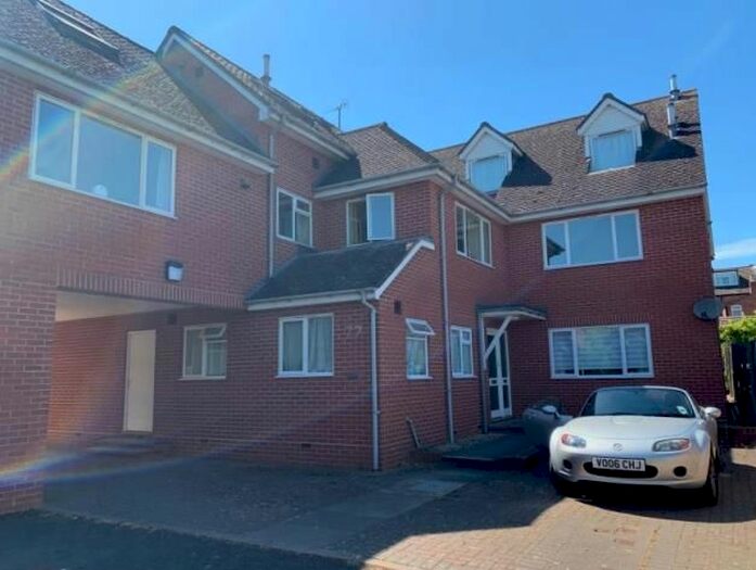 1 Bedroom Flat To Rent In The Hill Avenue, Worcester, WR5