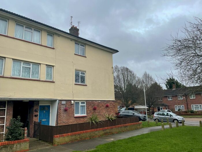 2 Bedroom Flat To Rent In The Coppice, West Drayton, UB7