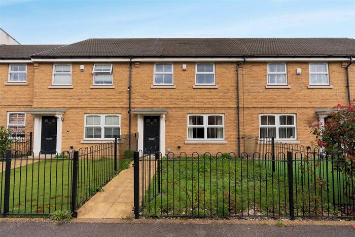 3 Bedroom Terraced House To Rent In Autumn Way, West Drayton, UB7