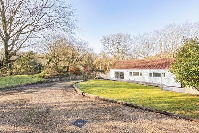 2 Bedroom Bungalow For Sale In Crouch Lane, Borough Green, Sevenoaks, TN15