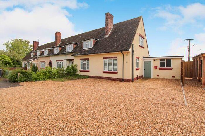 2 Bedroom End Of Terrace House For Sale In Howard Close, Cardington, MK44