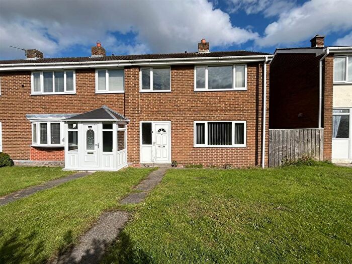 3 Bedroom Property To Rent In Alwyn Close, Burnmoor, Houghton Le Spring, DH4